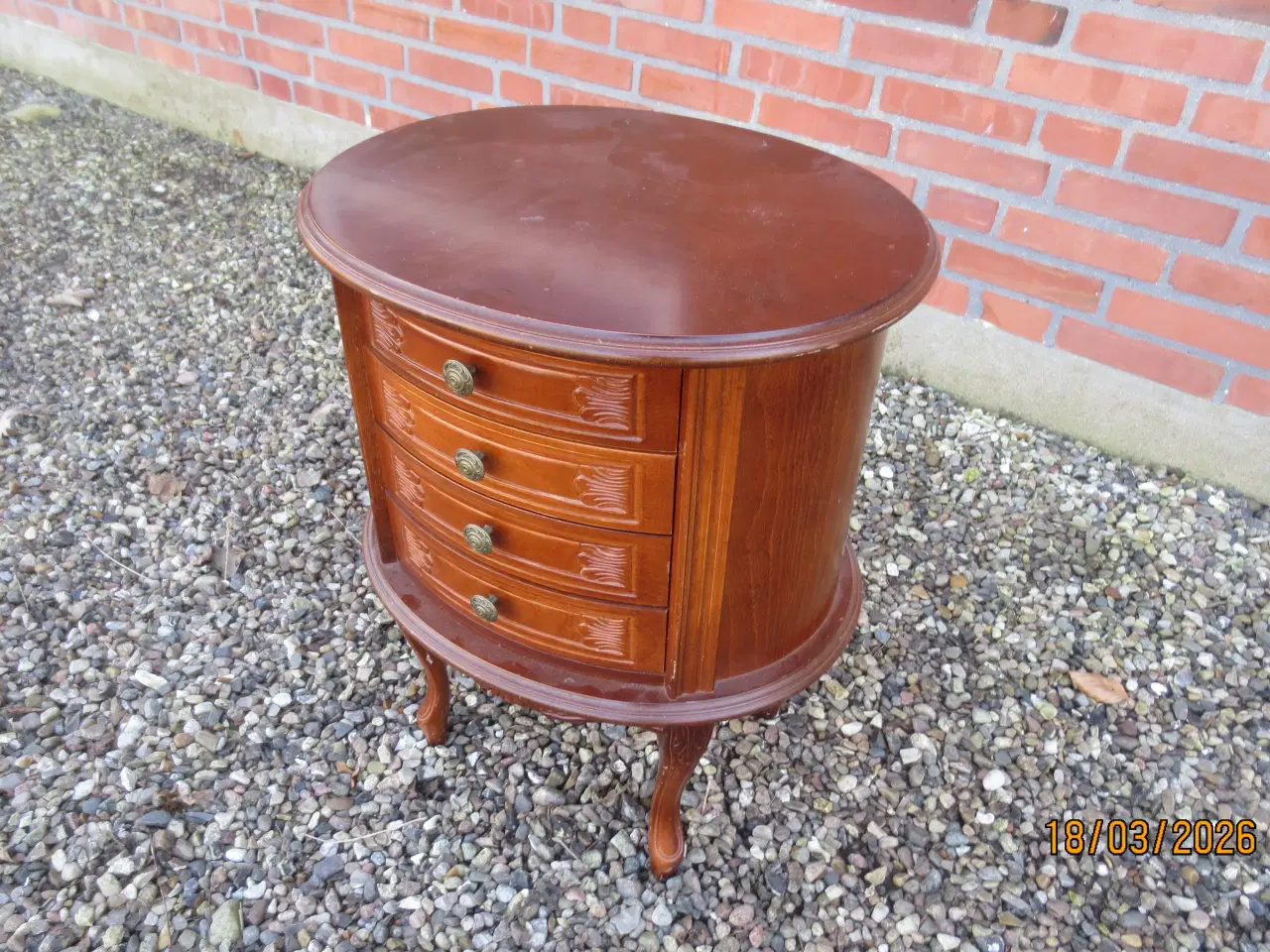 Billede 1 - 1 stk Retro Ovalt Sidebord