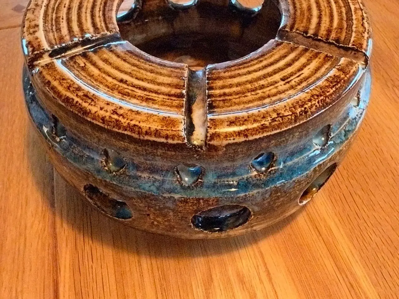 Billede 1 - Jette Hellerøe Thekande varmer