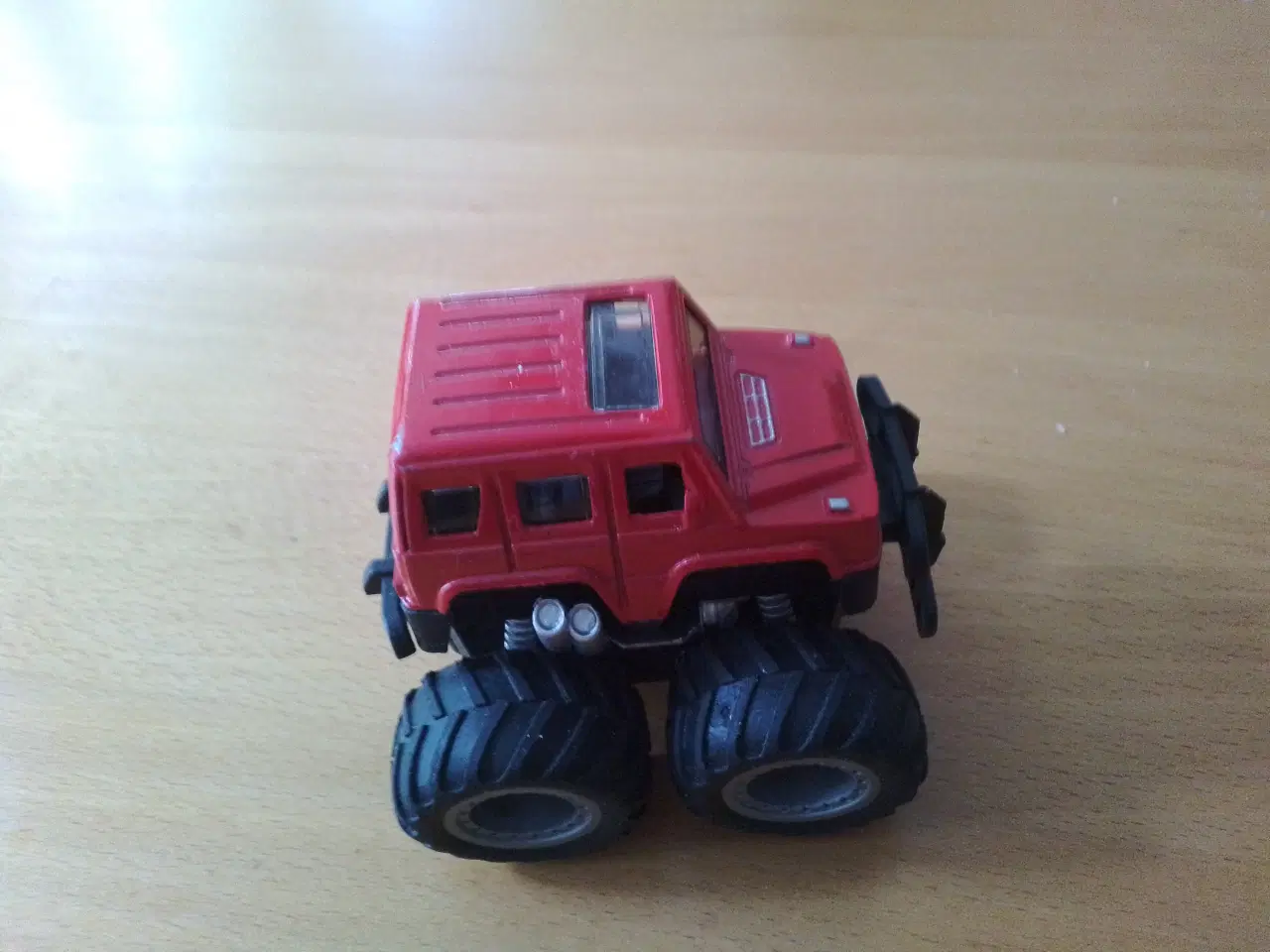 Billede 2 - Monsterbil i metal