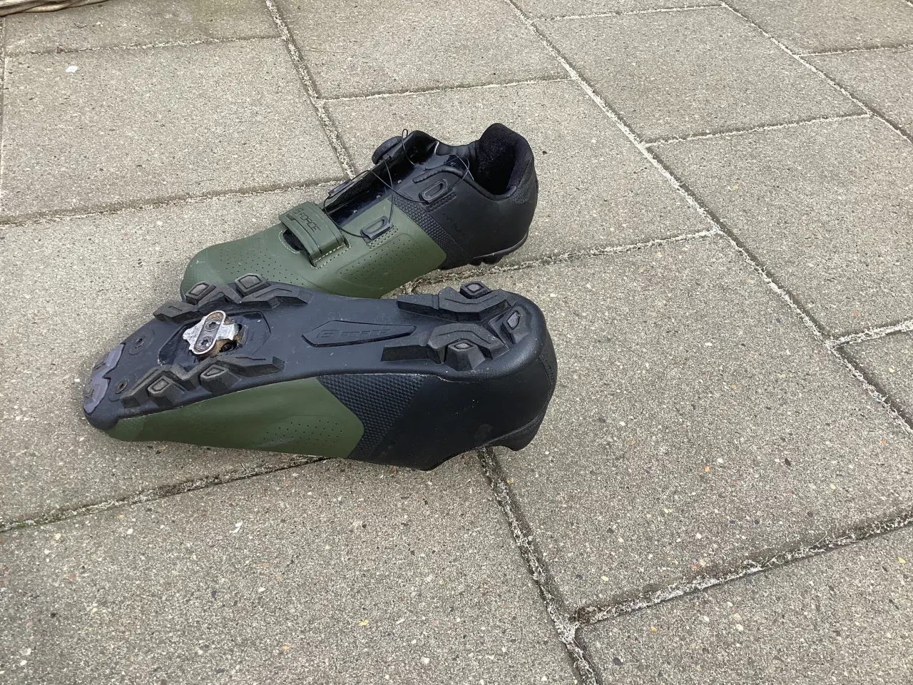 Billede 2 - Force cykelsko str 44 med klamper