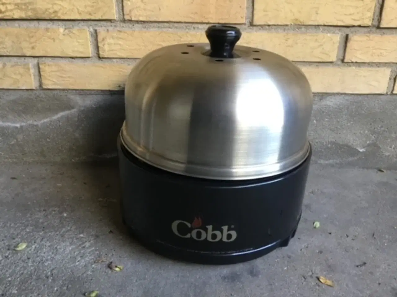 Billede 1 - COBB-grill m. bæretaske og ekstra grillrist