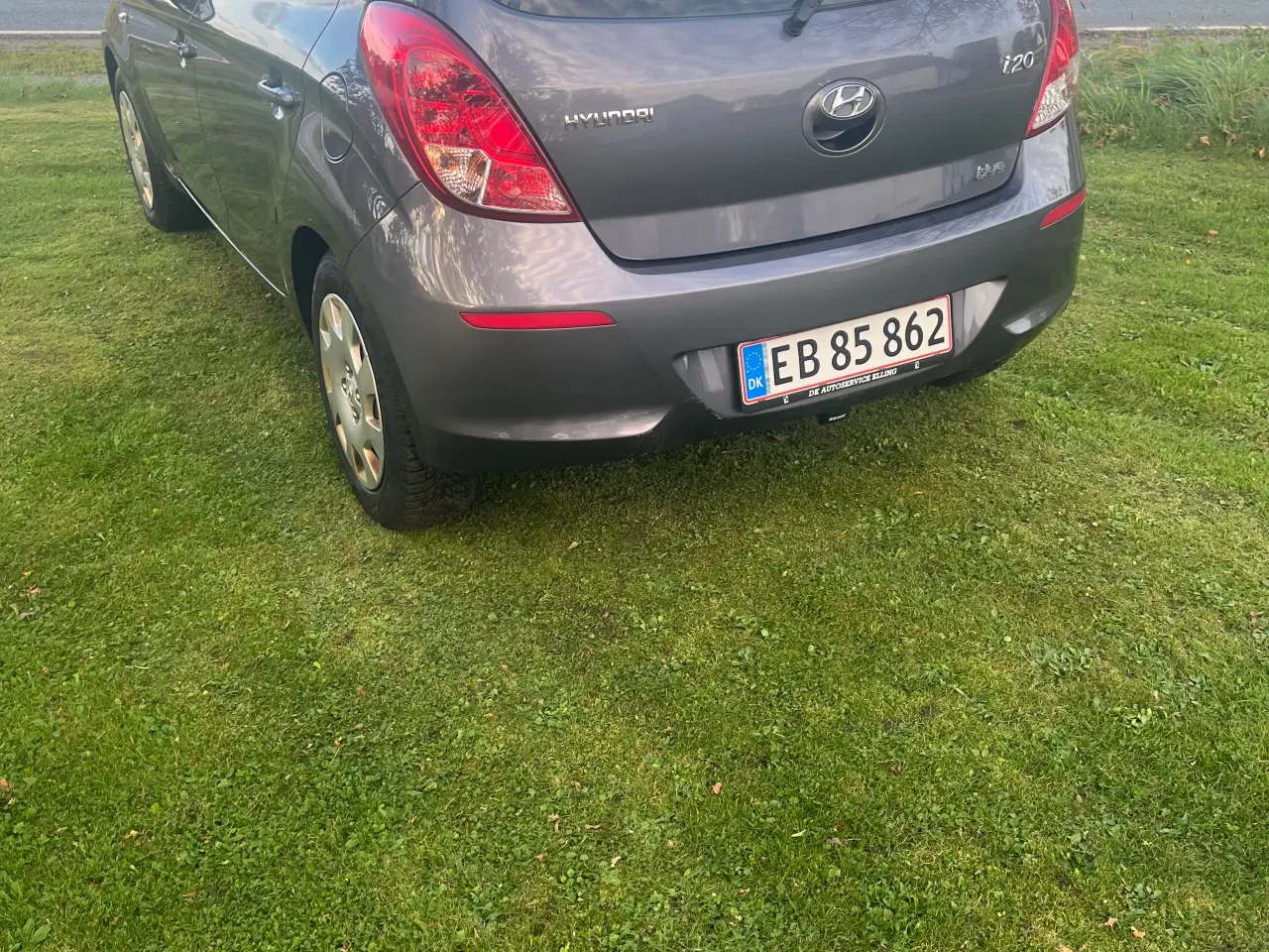 Billede 2 - Billig bil og langt på literen 