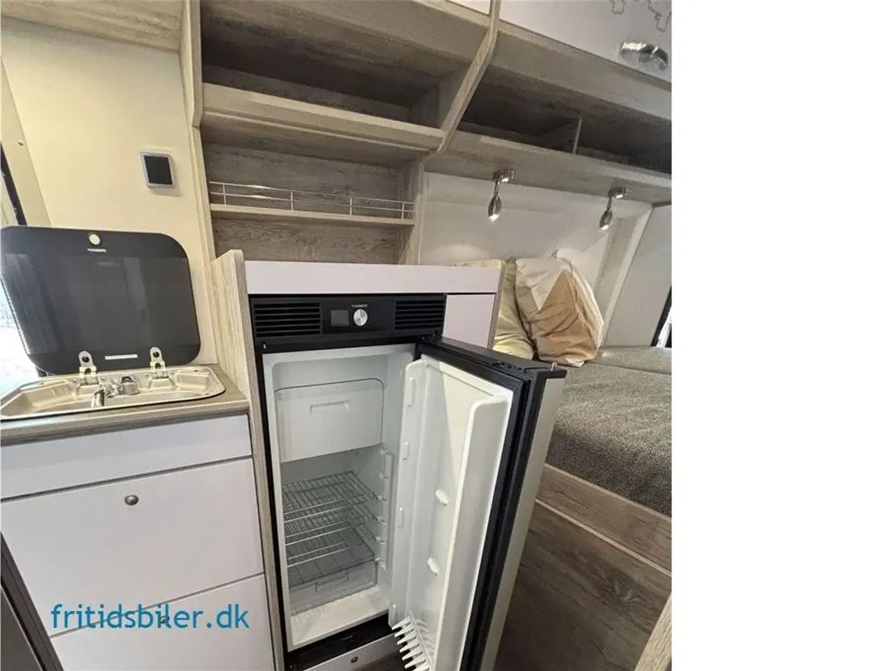 Billede 10 - 2024 - Bravia 599 165 Hk Trend Sports Edition   Bravia 599 Trend 165 Hk Med diesel fyr og i vores Sports Edition.