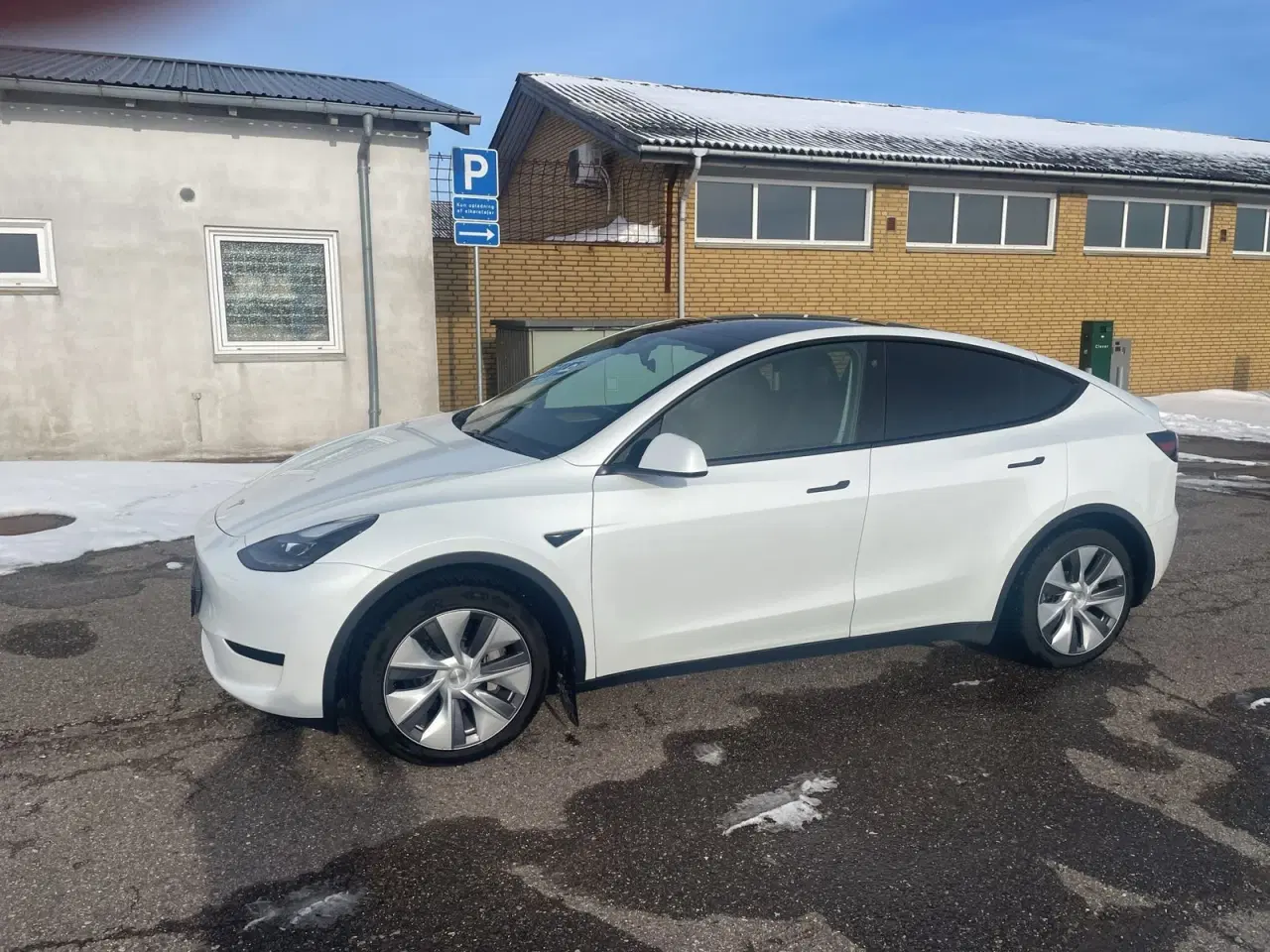 Billede 1 - Tesla Model Y  RWD