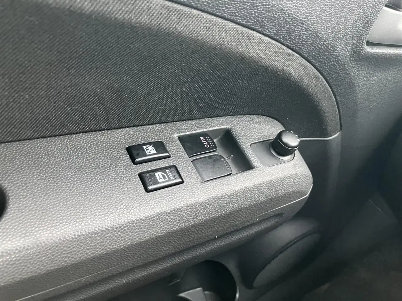 Billede 11 - Suzuki Splash 1,0 12V Kick A/C 68HK 5d