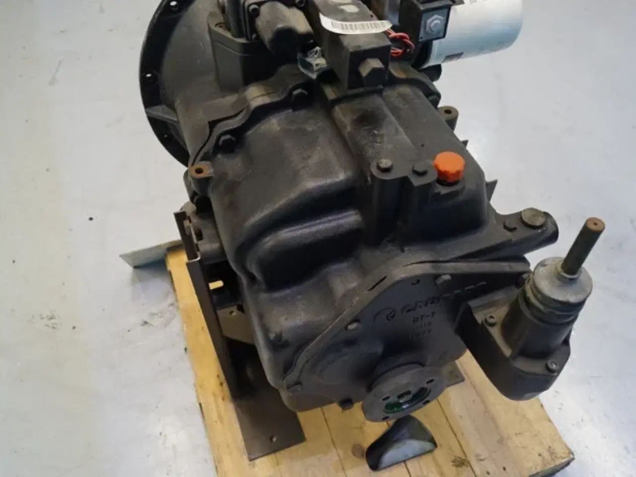 Billede 2 - CASE 580SLE 4wd Transmission 