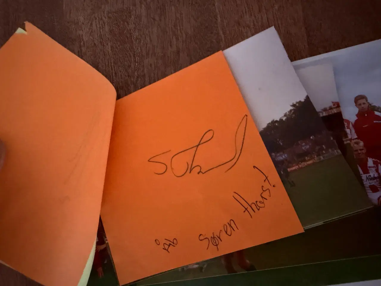 Billede 10 - Autograf hæfte med fodbold