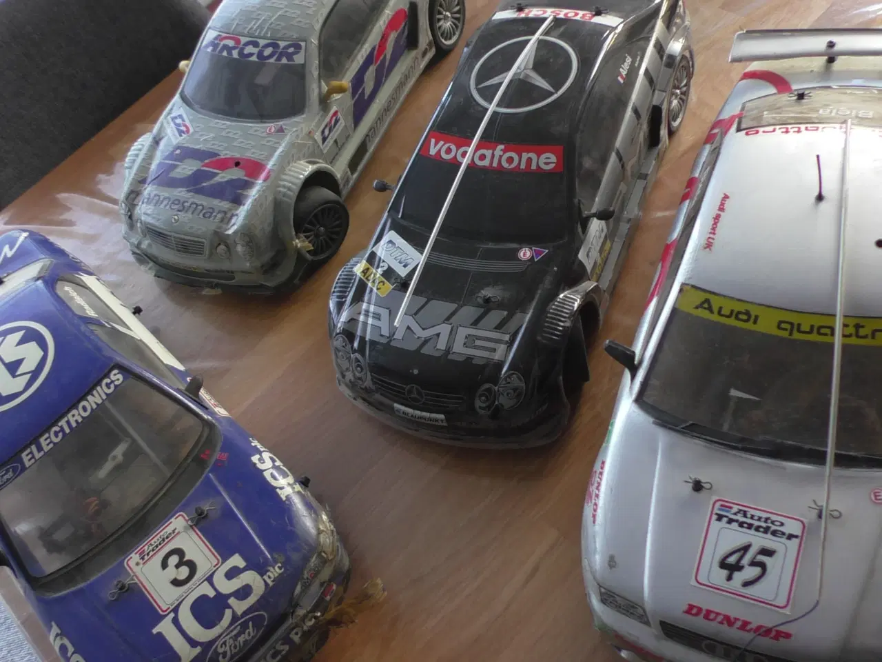 Billede 3 - 4 Styk fjernstyret biler