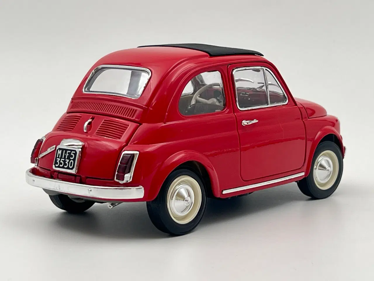 Billede 4 - 1965 Fiat 500 F - Sjælden model - 1:18  