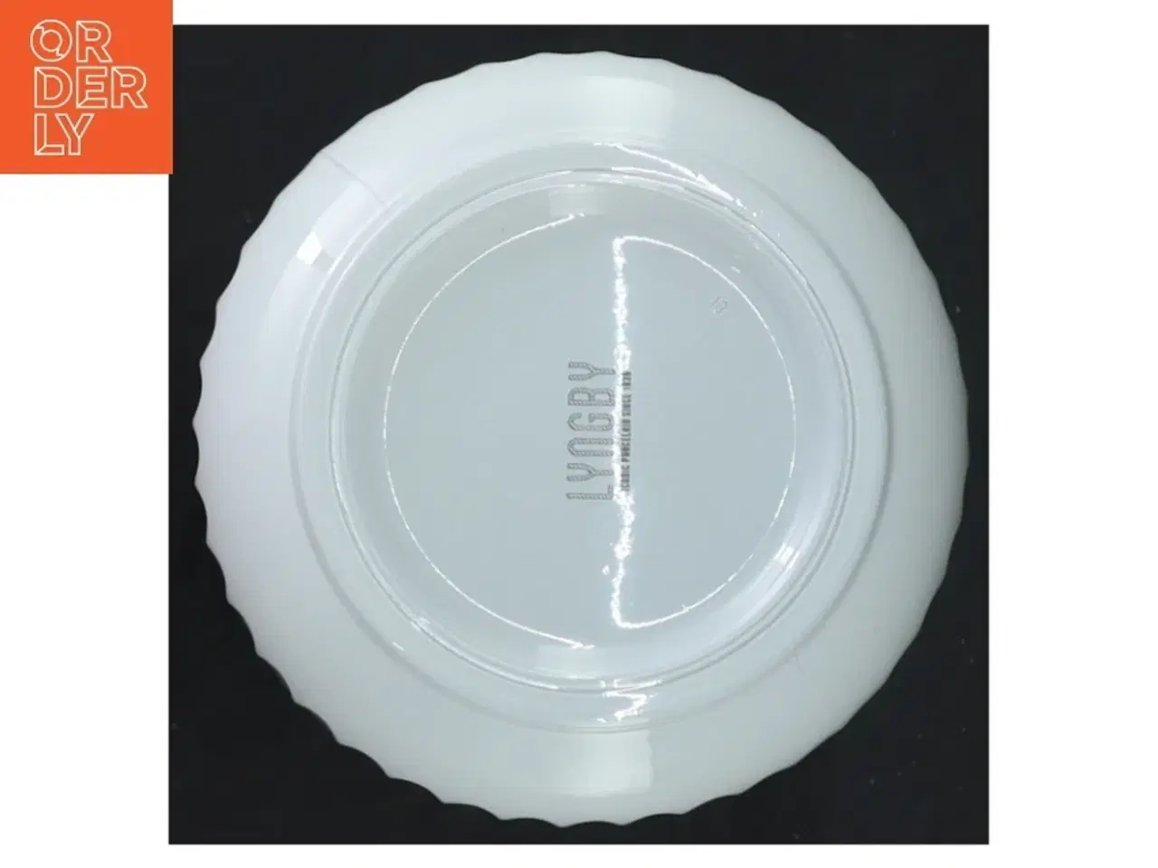Billede 6 - Hvid porcelænsvase fra Lyngby (str. 20 cm)
