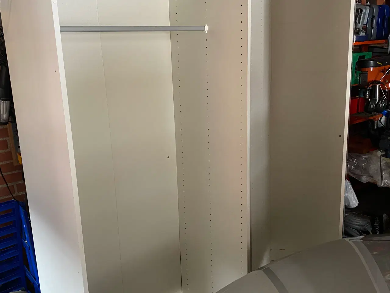 Billede 8 - Skab til indbygning m. Garderobe og hylder