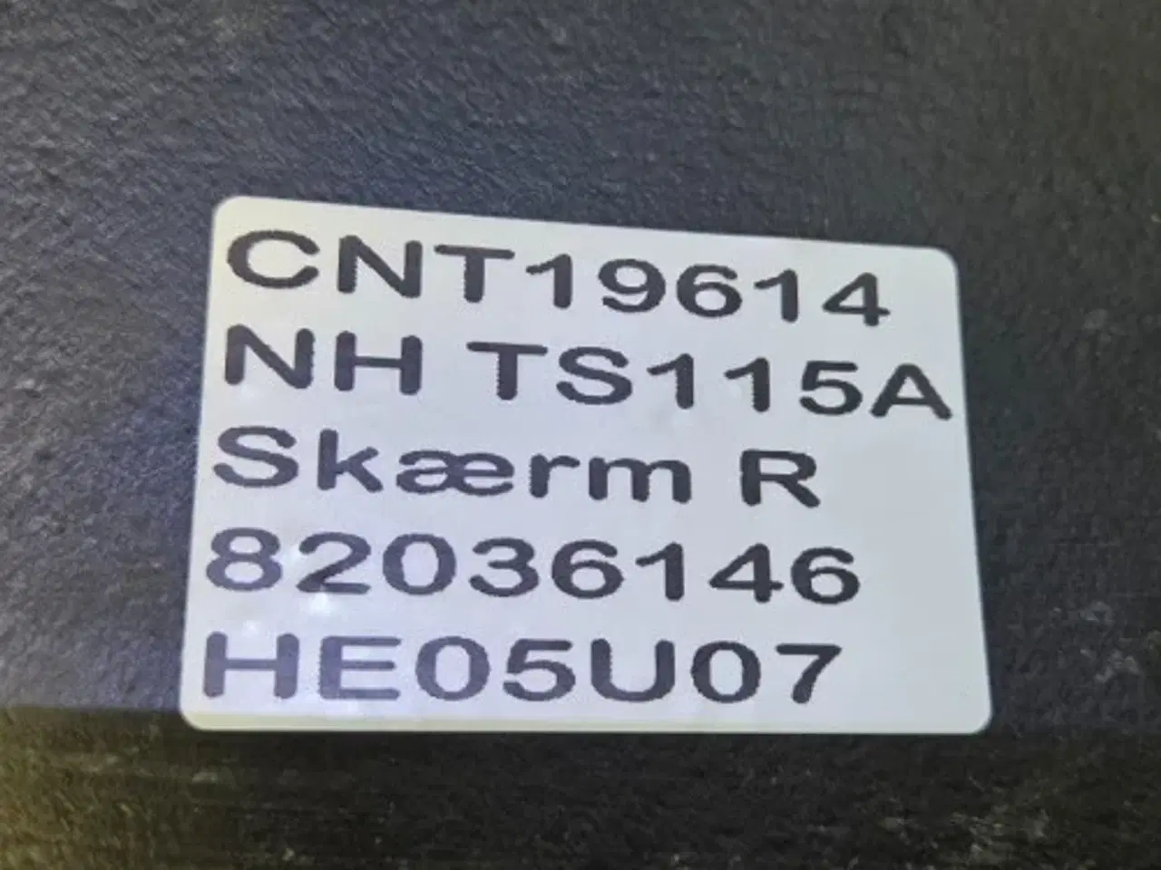 Billede 10 - New Holland TS115A Skærm R. 82036146