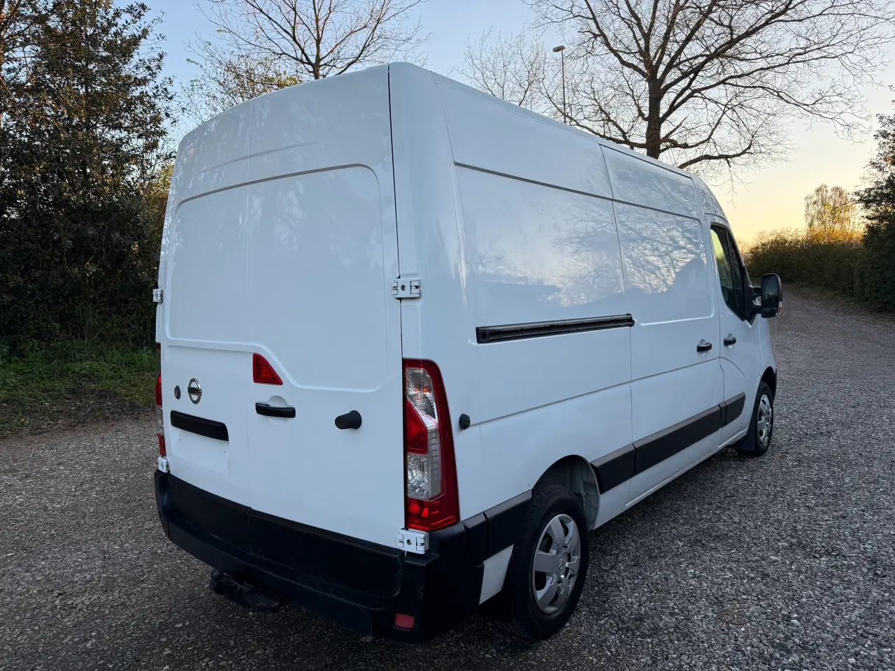 Billede 6 - Nissan nv400 dci lav km 