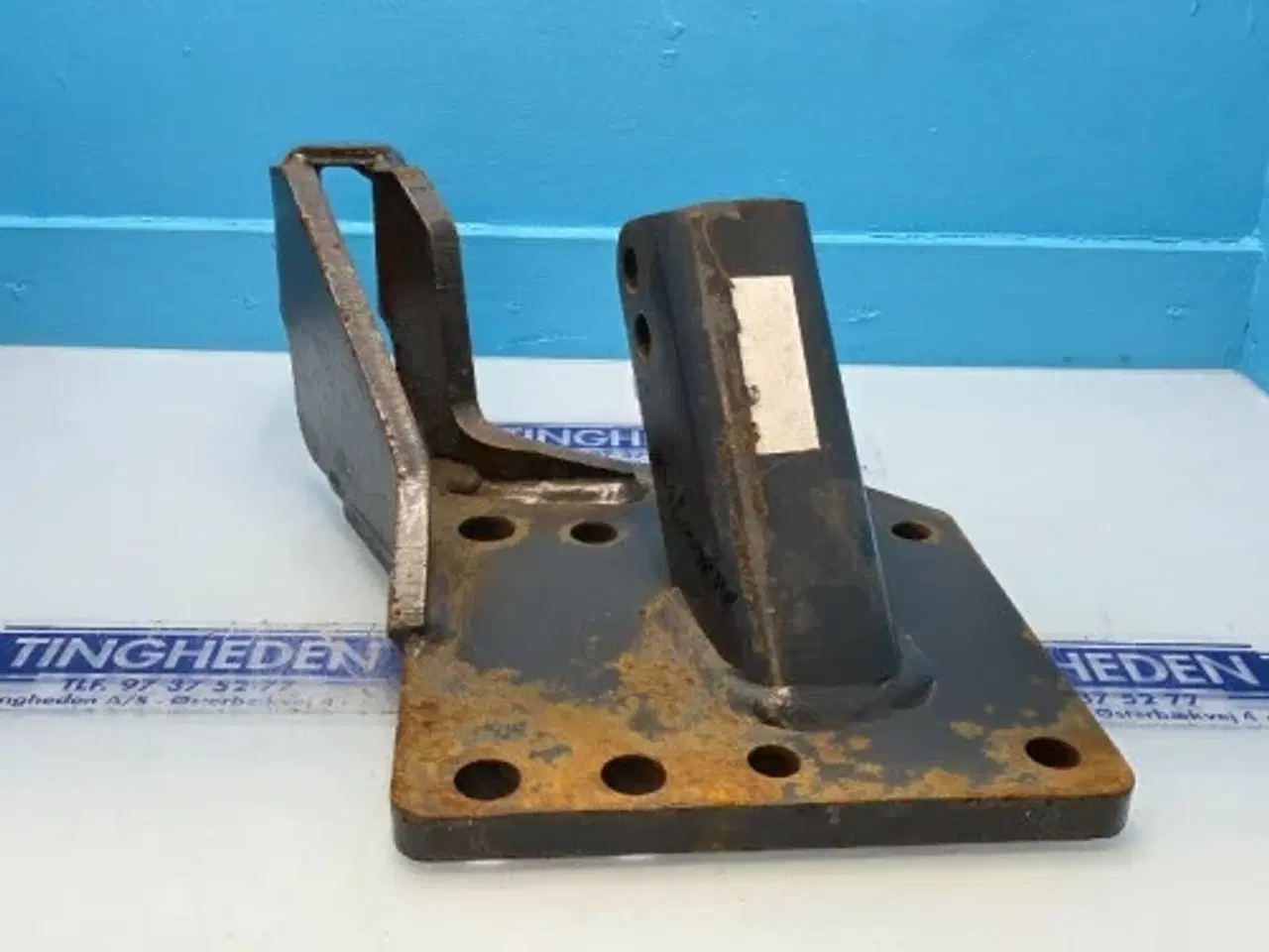 Billede 9 - New Holland TS110 Beslag R. 82007382