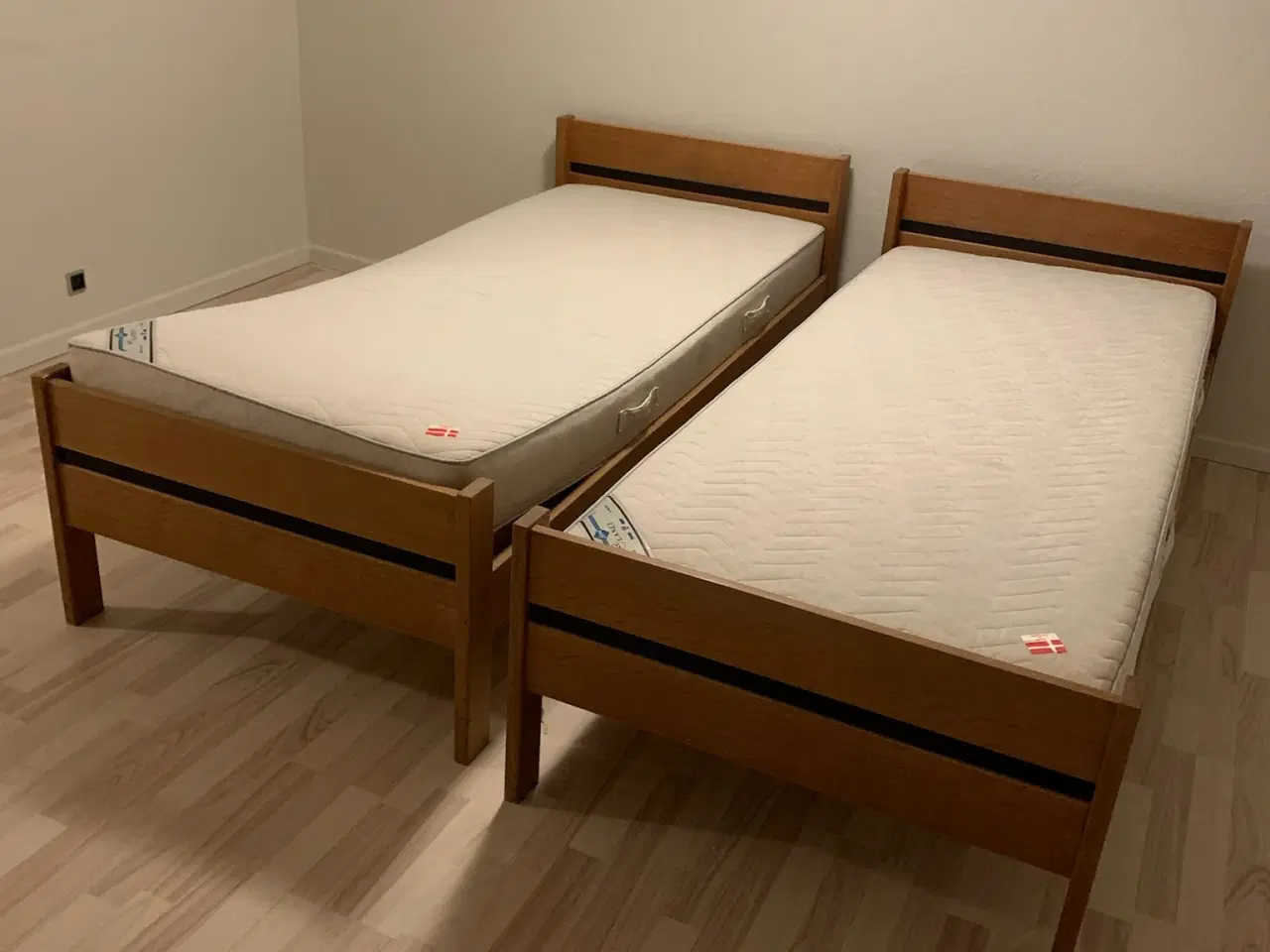 Billede 1 - 2 enkelt senge
