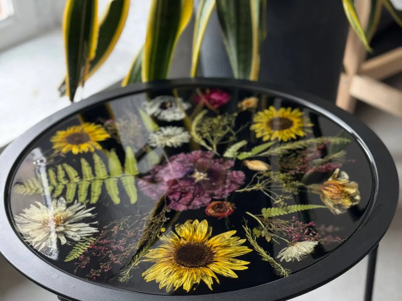 Billede 2 - Unique Handmade Coffee Table – Epoxy Resin with Re
