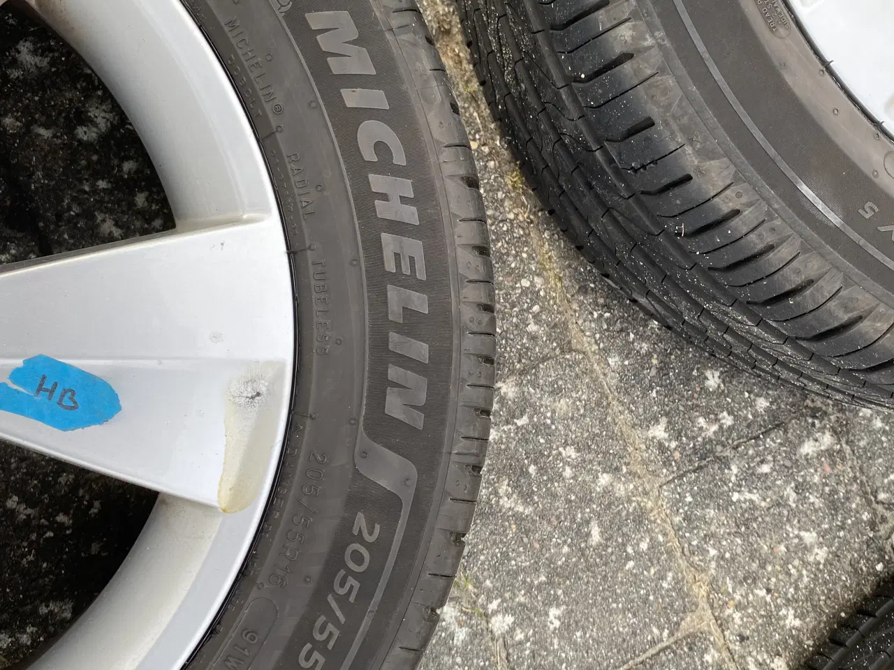 Billede 3 - 16” sommerdæk - Skoda alufælge & Michelin dæk