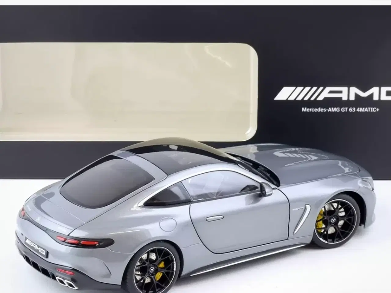 Billede 3 - 1:18 Mercedes AMG GT 63 GTC192