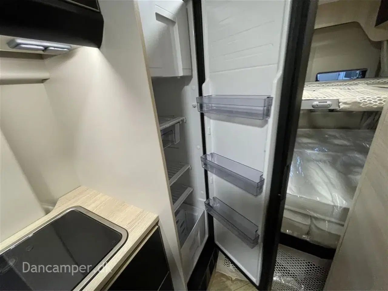 Billede 19 - 2024 - Chausson V594 Max   Flot nyt design - 5 sovepladser - van med to dobbeltsenge på tværs i køjesystem. 2,2, L motor , 140 HK, articpakke, solcelle og markise m.m.