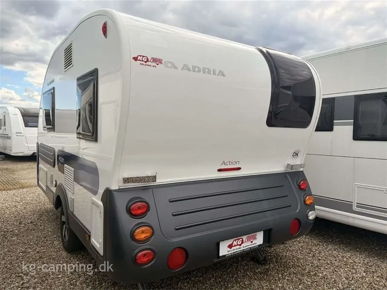 Billede 2 - 2021 - Adria Action 391 LH   Enkeltsenge - Fortelt - Mover - Cykelstativ.