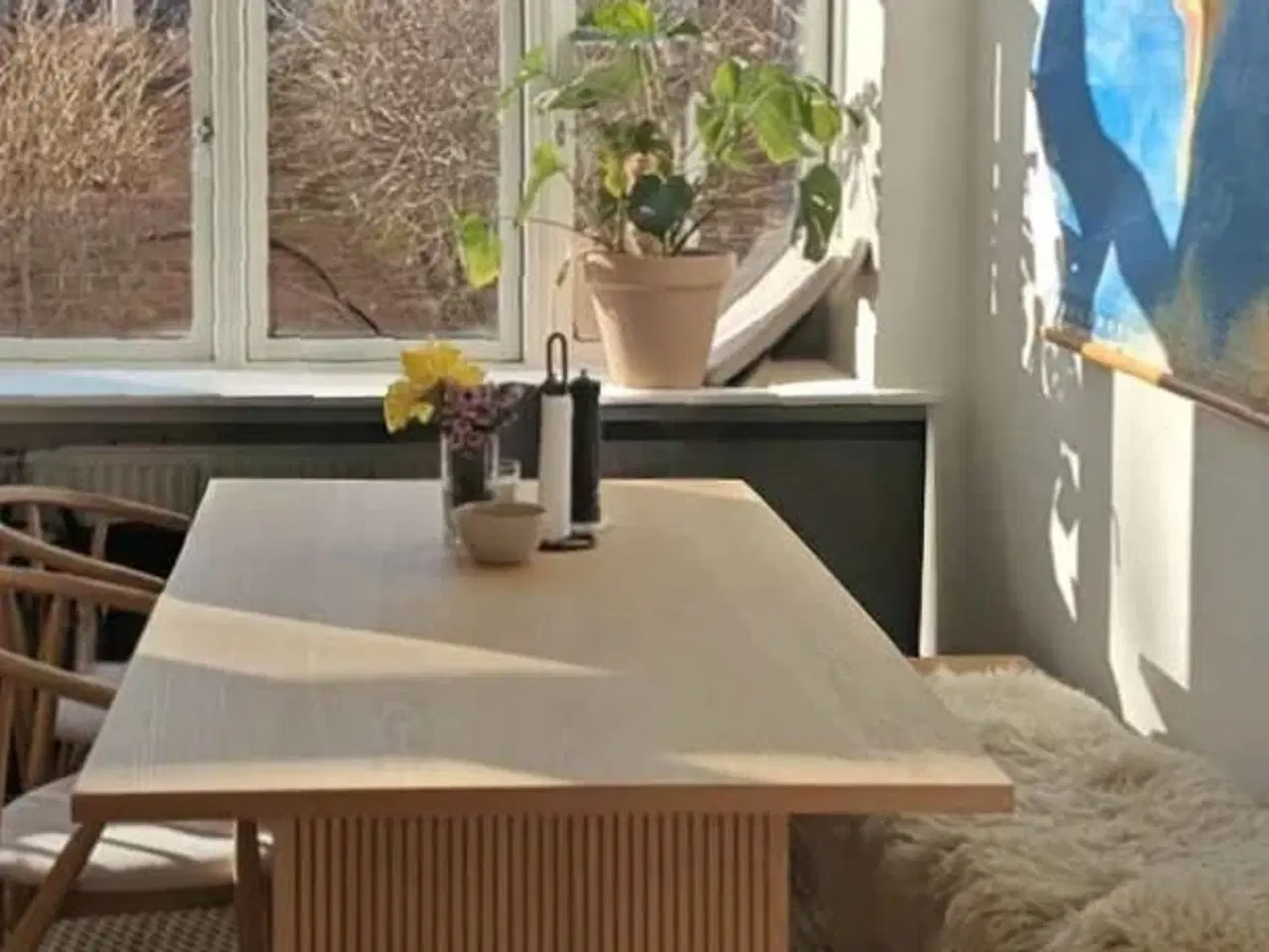 Billede 1 - Spisebord + bænk