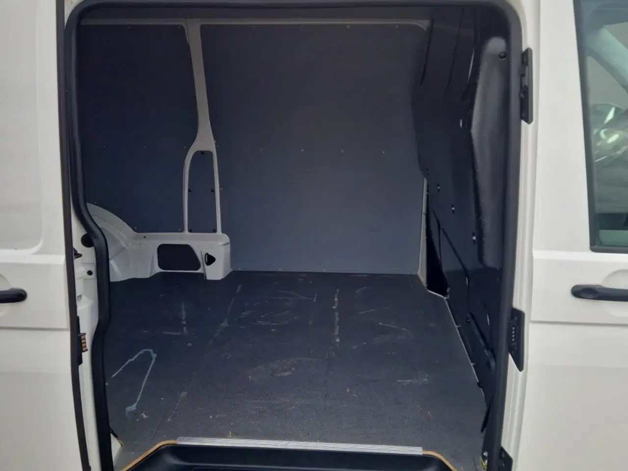 Billede 9 - VW Transporter 2,0 TDi 150 Kassevogn DSG lang