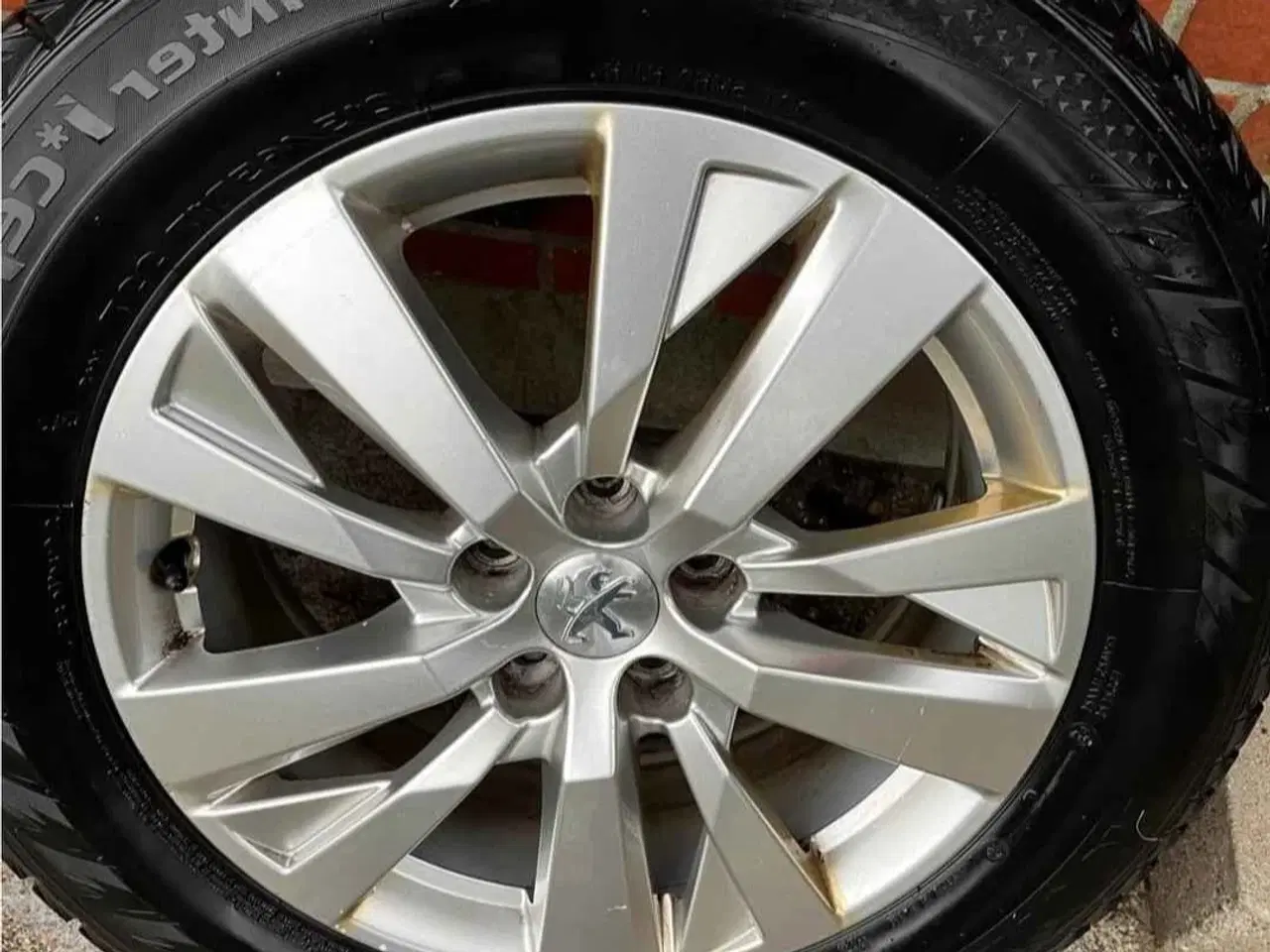 Billede 2 - Alufælge m/vinterdæk til Peugeot 3008