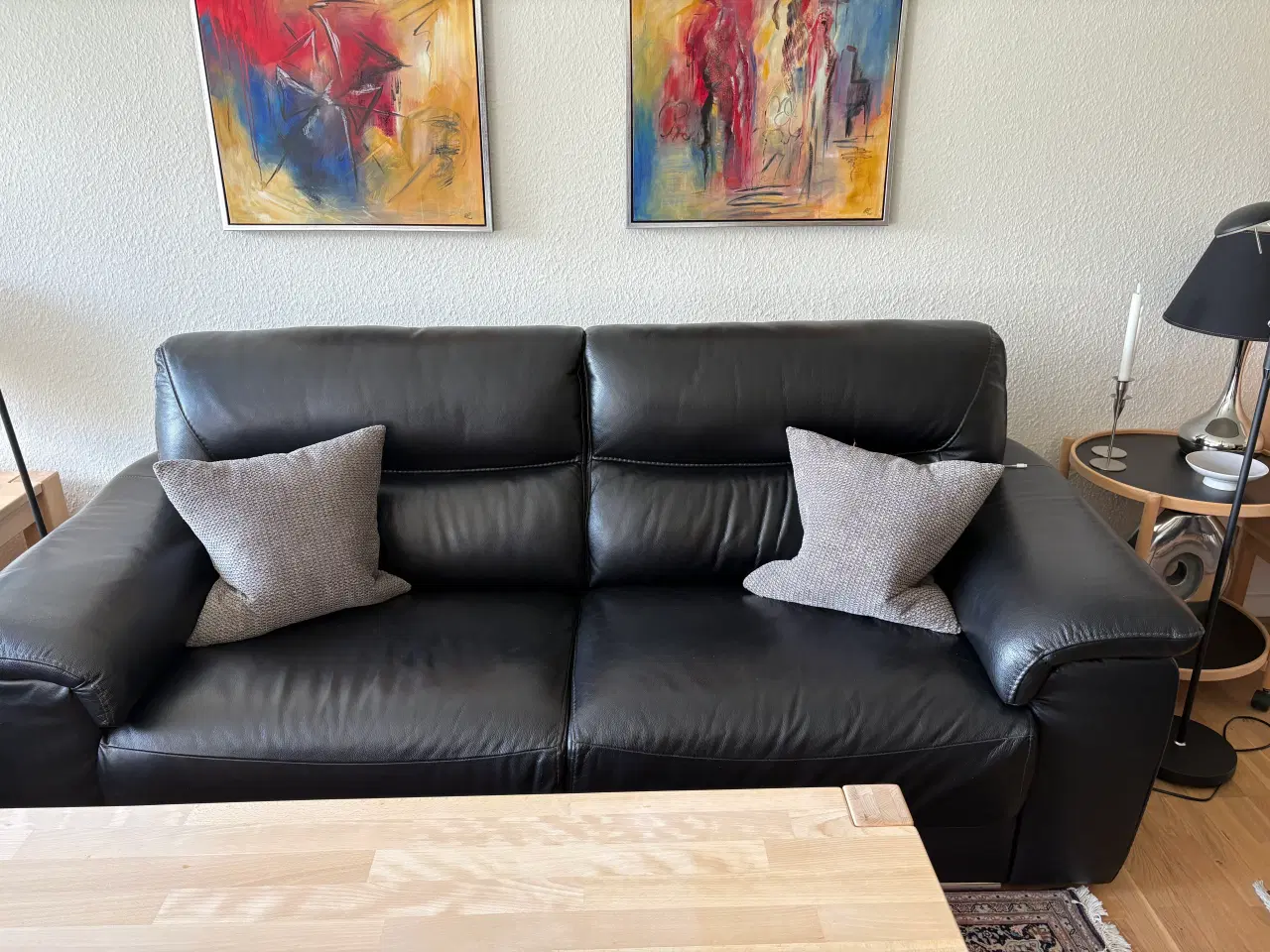 Billede 2 - 2 og 3 mandslædersofa
