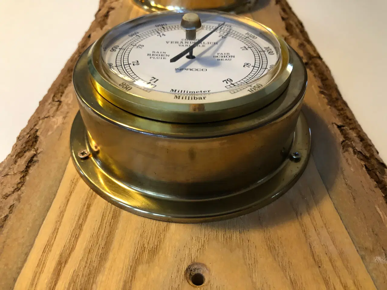Billede 5 - Skibsur og barometer i messing på planke