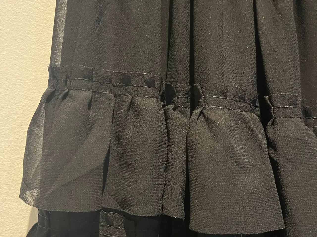 Billede 2 - Flæse Nederdel