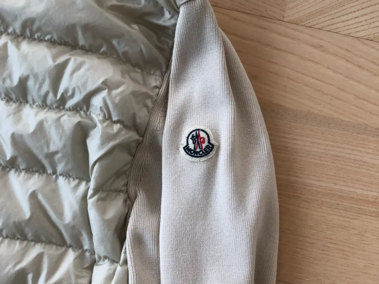 Billede 2 - Moncler jakke / cardigan str L
