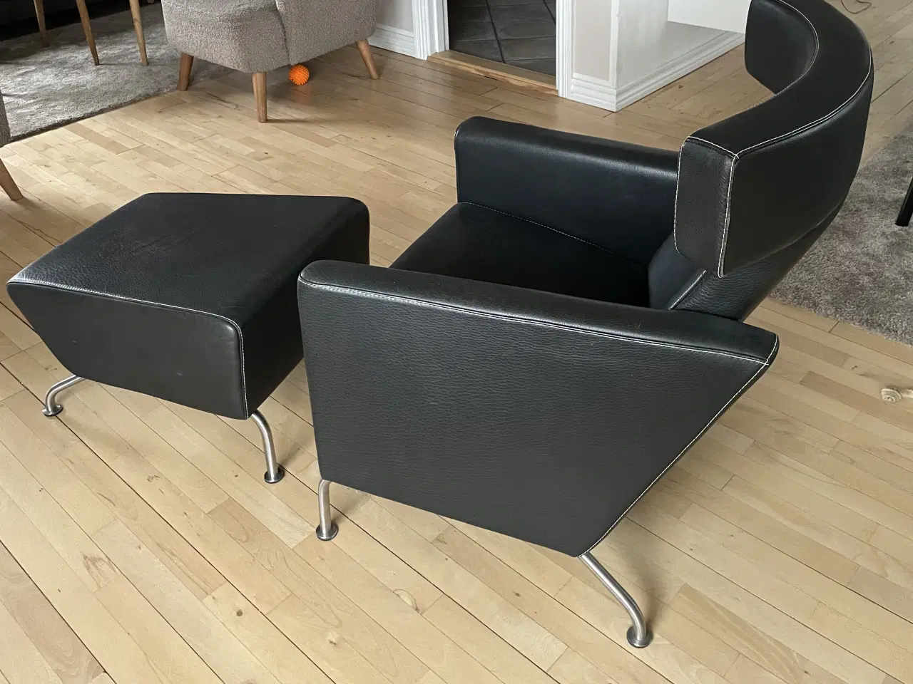 Billede 2 - Lænestol, Anders Nørgaard “RAM” m. fodskammel