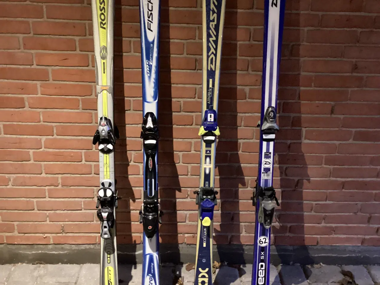 Billede 1 - DYNASTAR & ROSSIGNOL ski til 400 kr/par