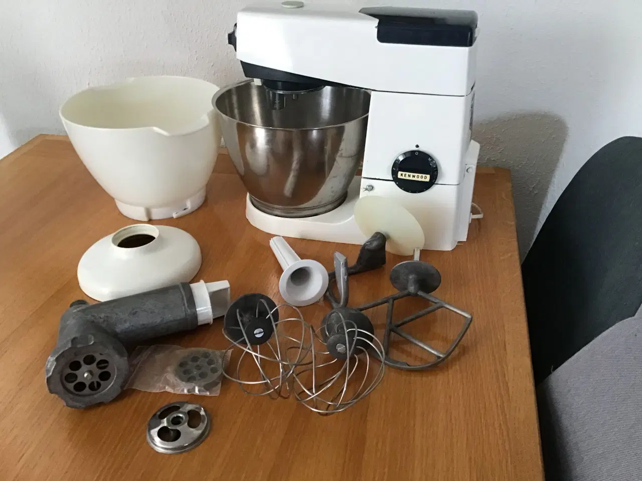 Billede 1 - Kenwood køkkemskine m kødhakker 