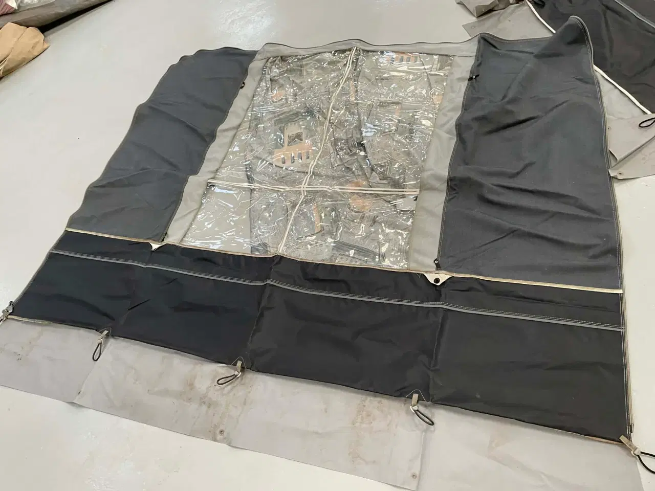 Billede 6 - Sider til Isabella Forum med gardiner