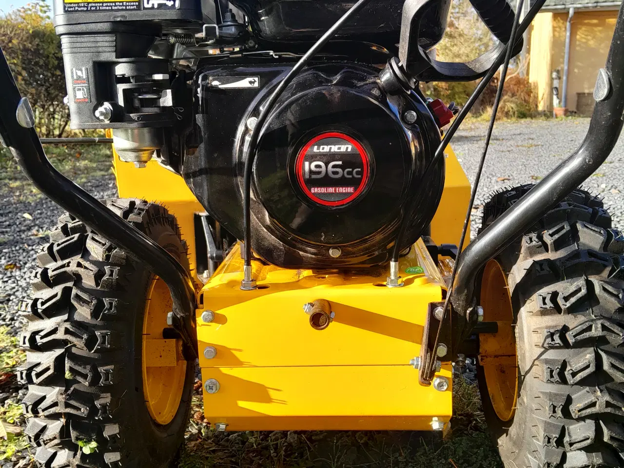 Billede 3 - Fejemaskin til sne, sand, blade