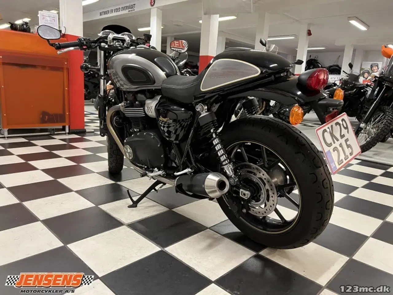 Billede 4 - Triumph Bonneville Street Cup