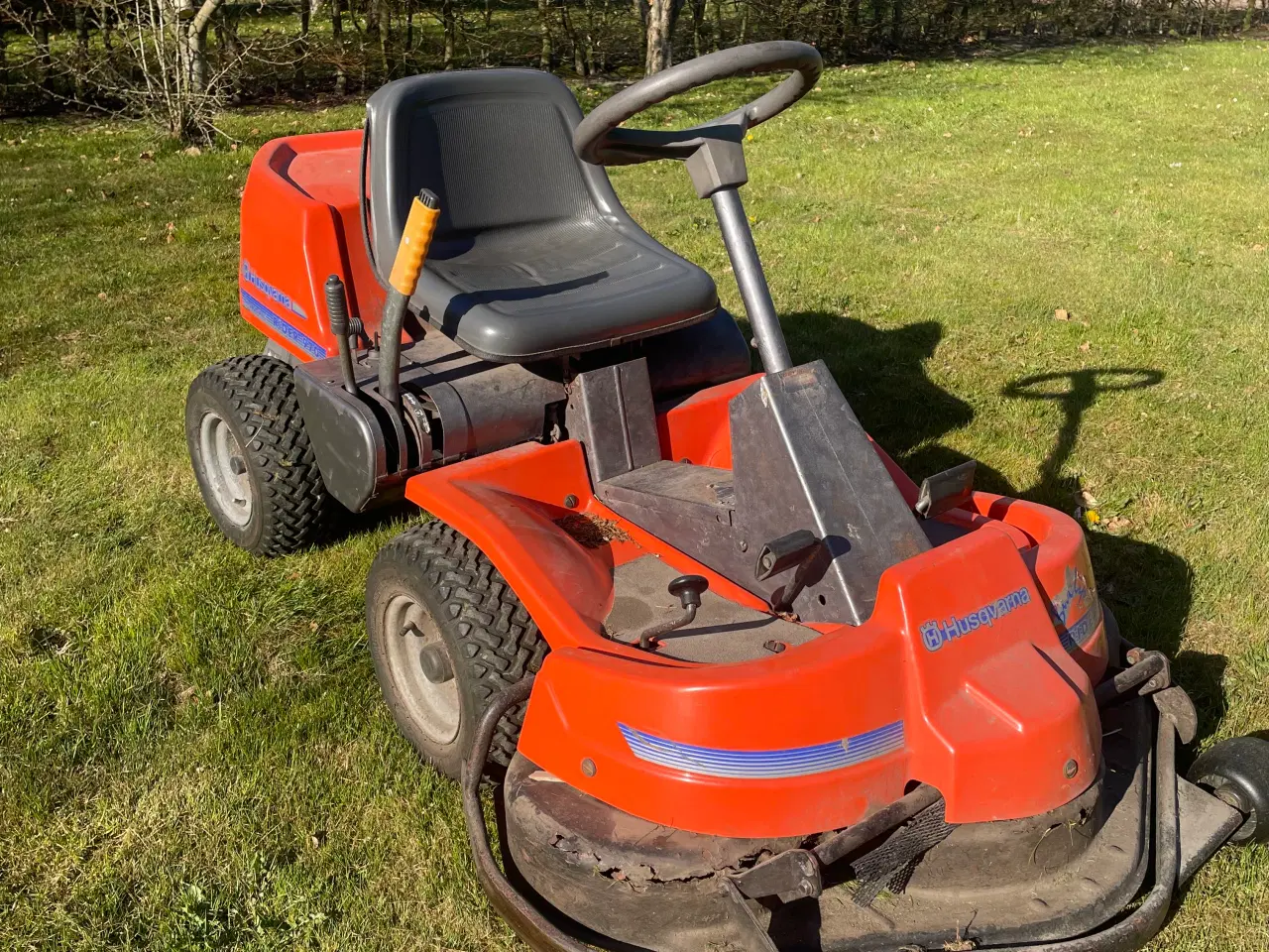 Billede 5 - Fint maskine Husqvarna  15,5 hk klipperboret er ru