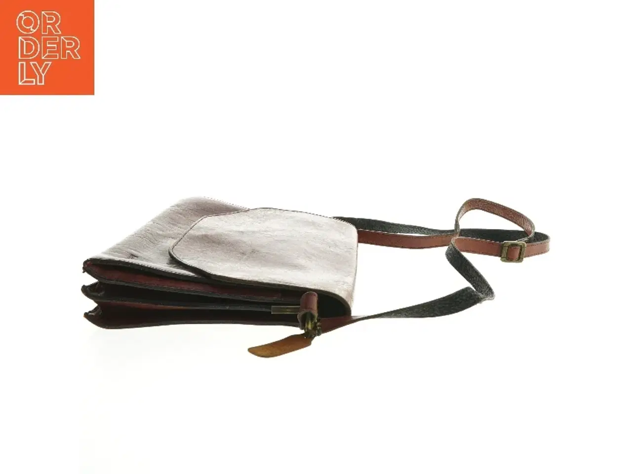 Billede 3 - Brun læder skuldertaske fra Belsac (str. 21x29x7 cm)