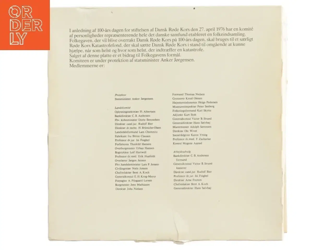 Billede 2 - Dansk Røde Kors jubilæumsplatte fra Den Kongelige Porcelænsfabrik (str. Ø 20,5 cm)