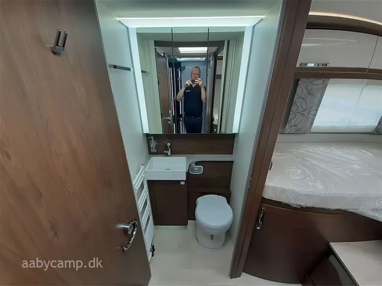 Billede 20 - 0 - Frankia Platin Pure I 7400 GD Edition   Top udstyret 5 Stjernet Camper på Mercedes