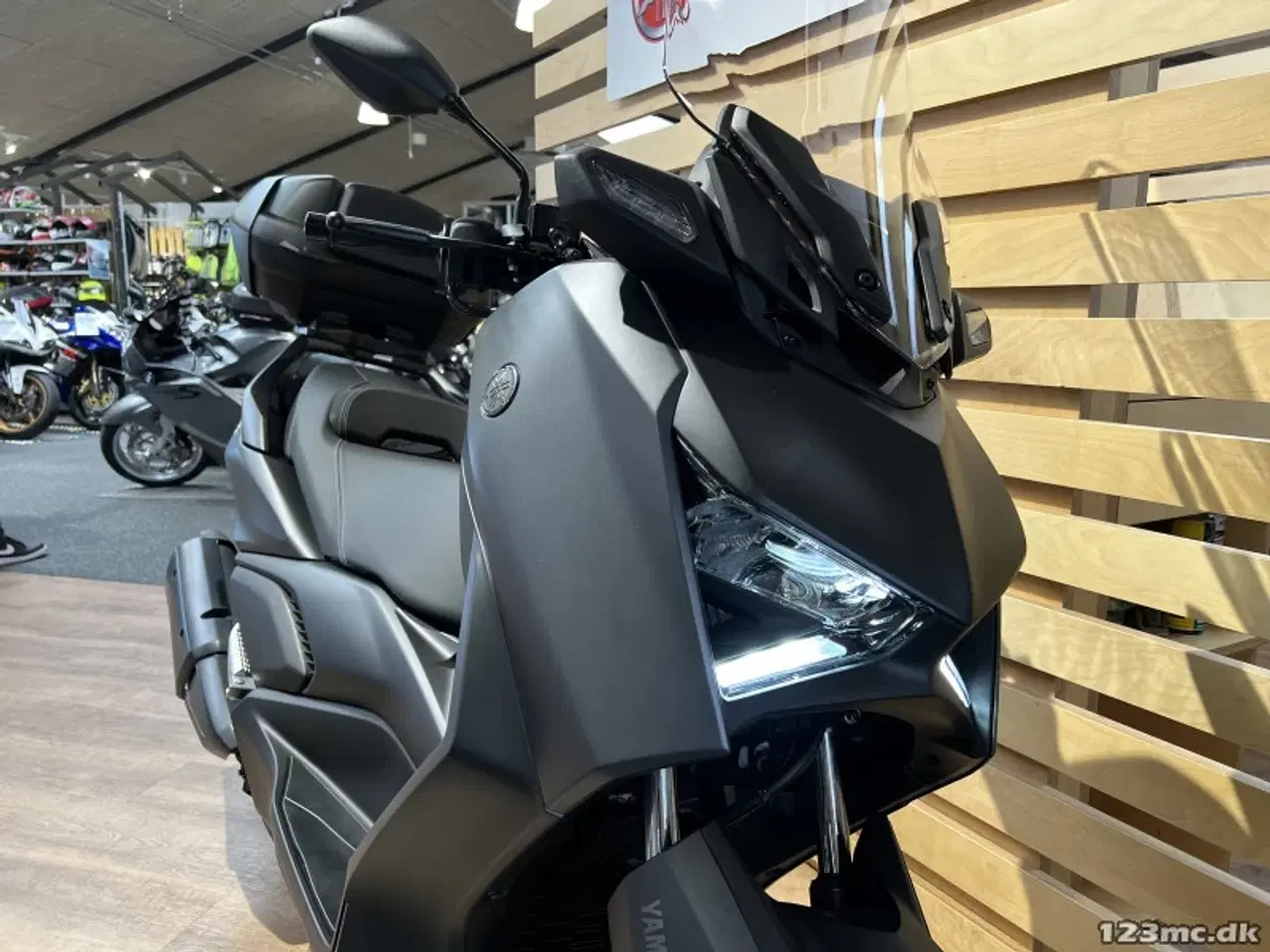 Billede 4 - Yamaha X-Max 300 UDSTYRSMODEL