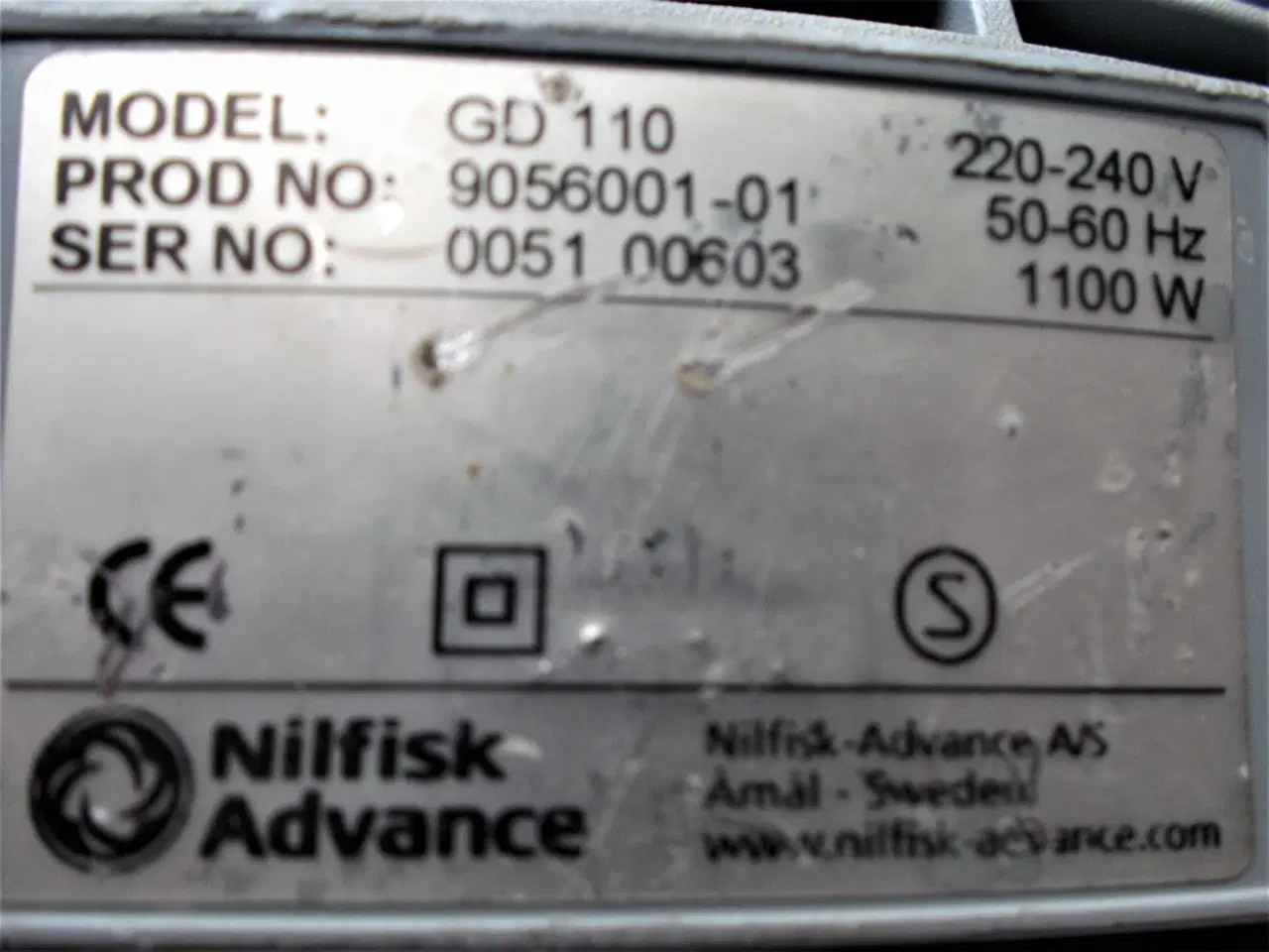 Billede 5 - NILFISK VIKING D10 - GD 110 støvbeholder med hjul 