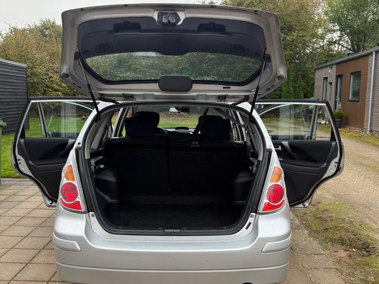 Billede 2 - Suzuki Liana 1,6 Benzin - 2005