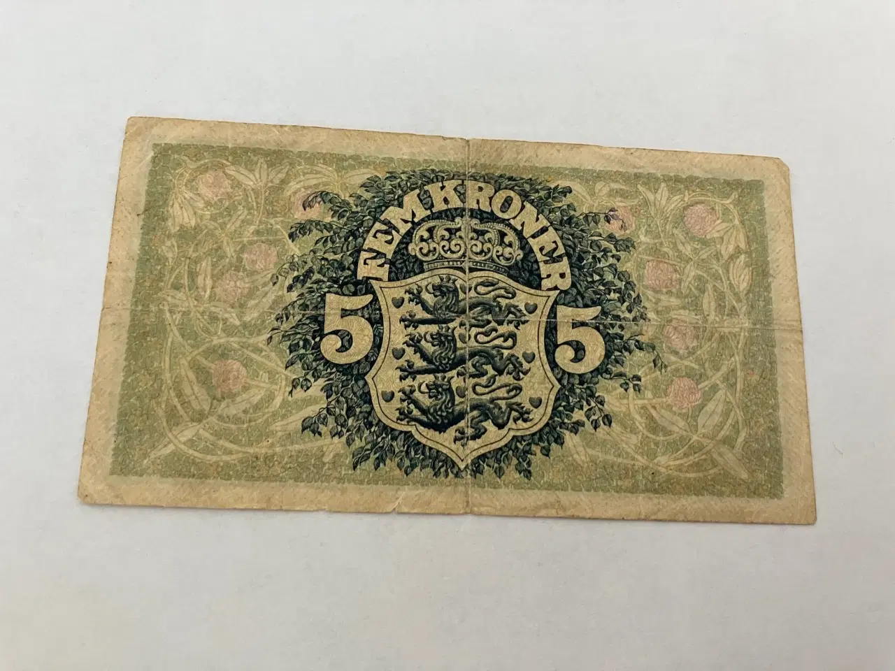 Billede 2 - 5 Kroner 1942 H - Slidt