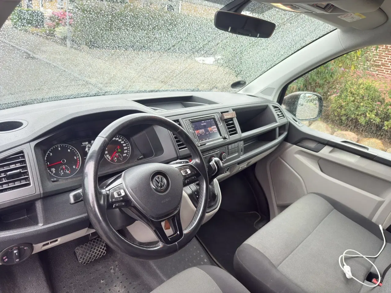 Billede 11 - VW Transporter 2,0 TDi 199 Kassevogn DSG 4Motion kort