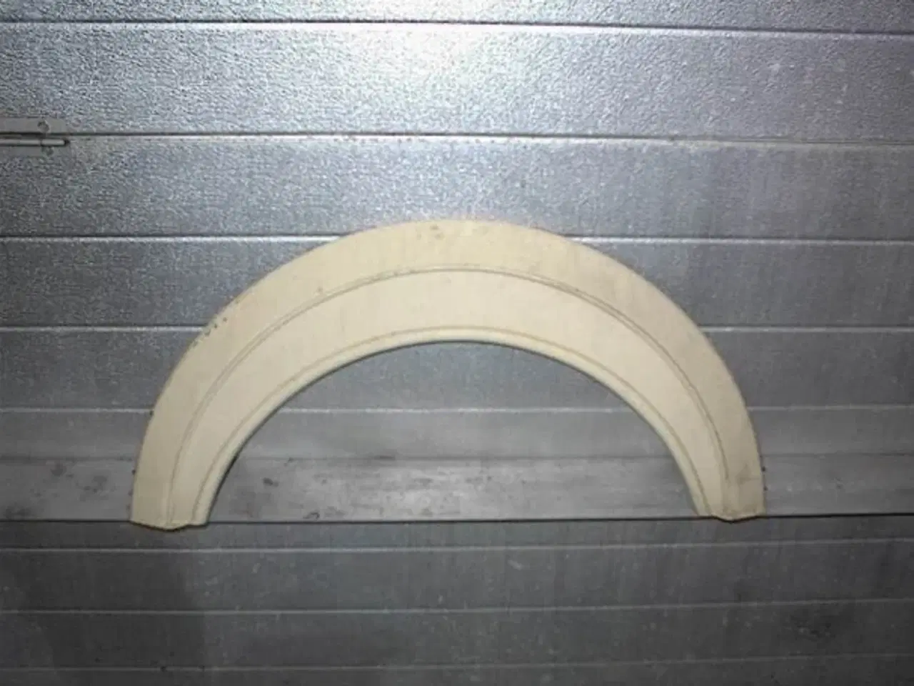 Billede 1 -   Skærmkant til Campingvogn