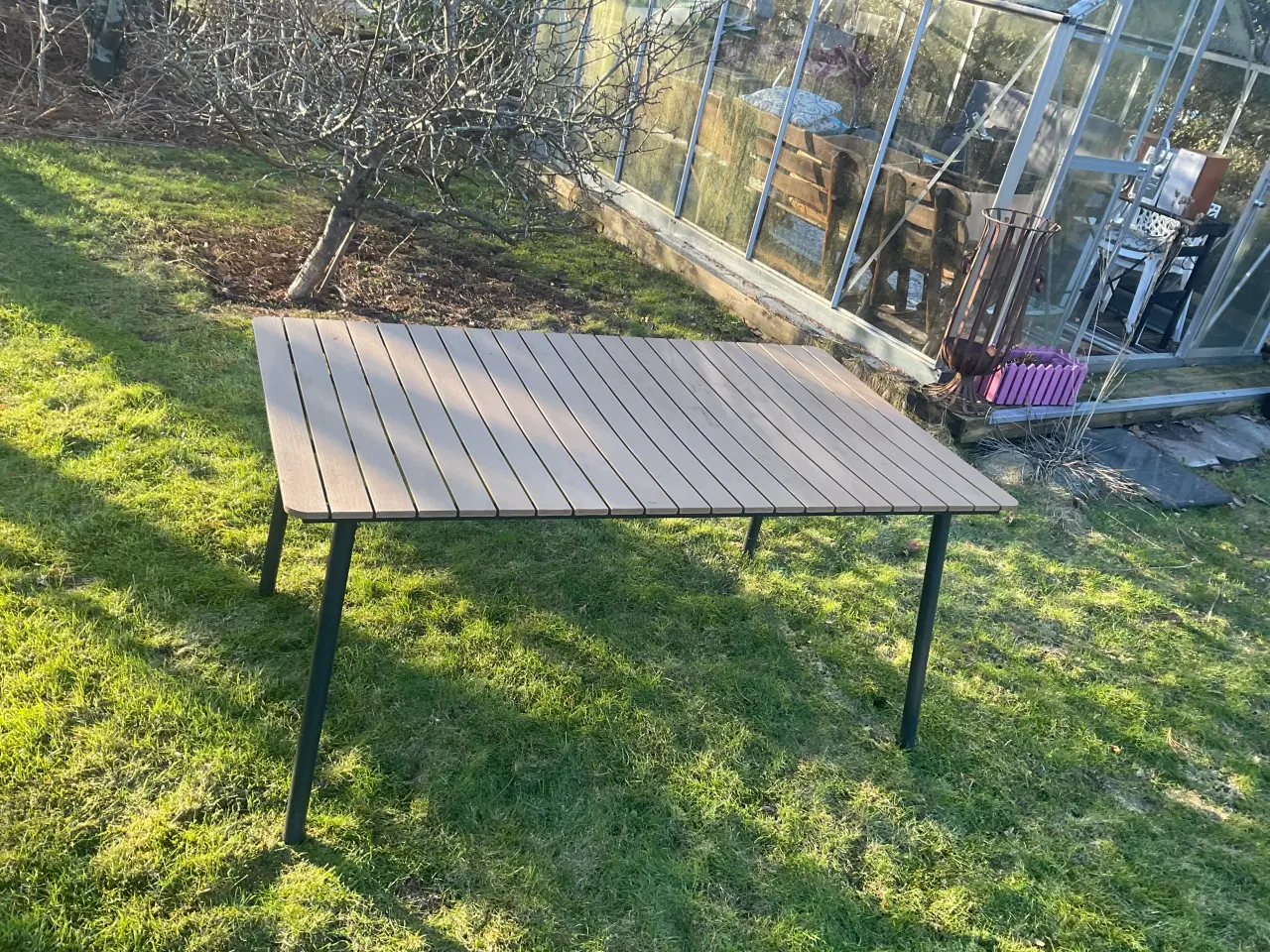 Billede 4 - Pænt alu. havestol med to stole.