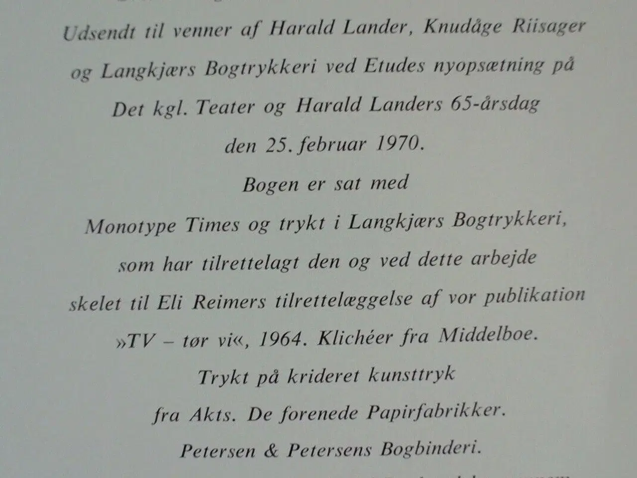 Billede 2 - etudes, red. af erik aschengreen, emne: kunst og k