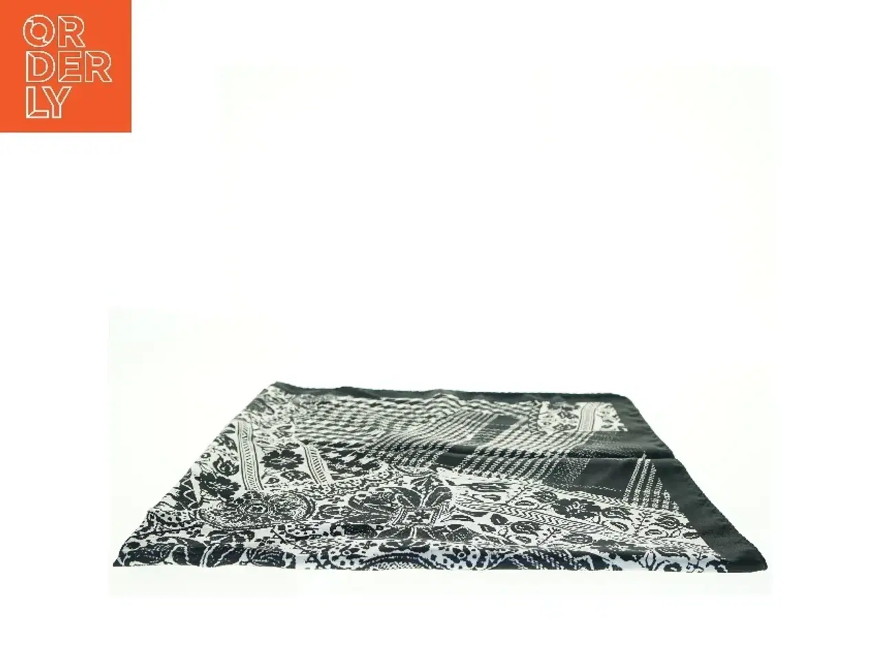 Billede 4 - Sort og hvidt mønstret tørklæde (str. 87 x 90 cm)